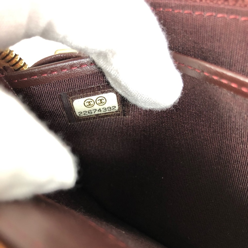 QUILTED CHANEL LAMBSKIN ZIPPY WALLET - Picture 7 of 10